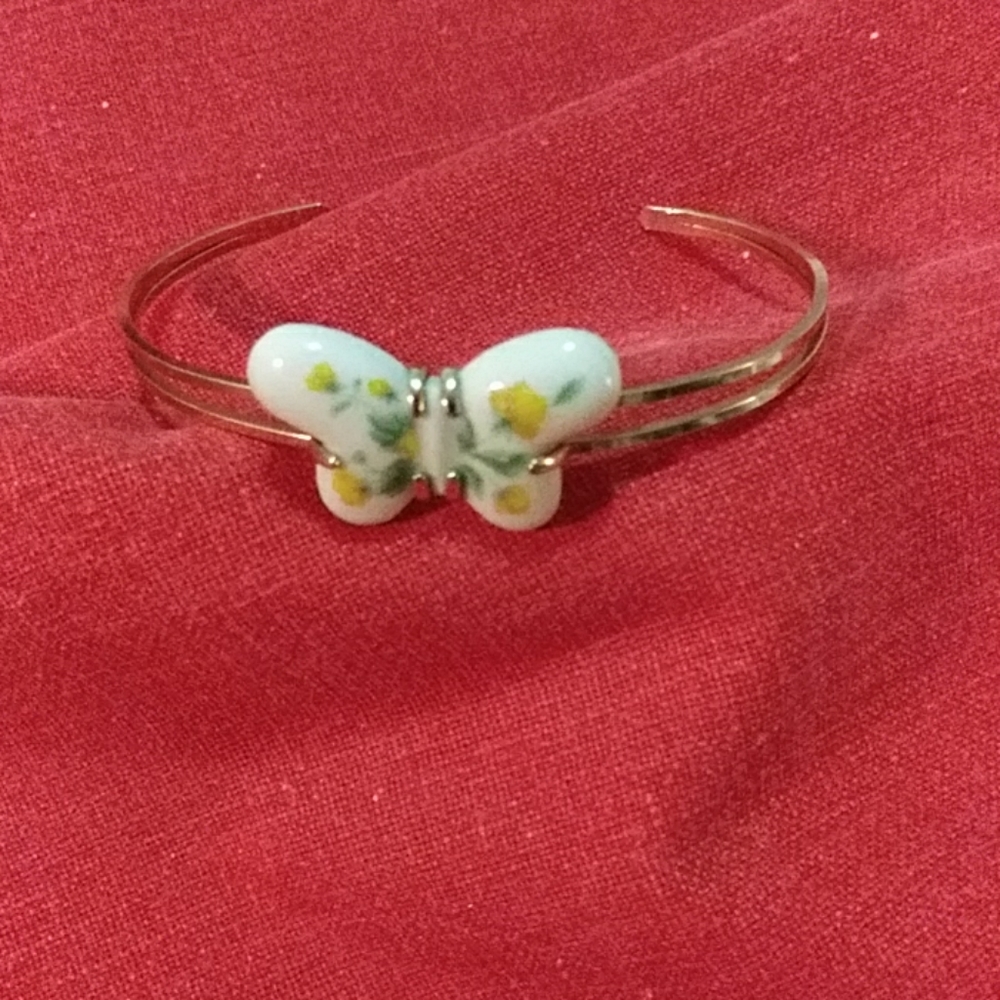 Vintage Avon bracelet